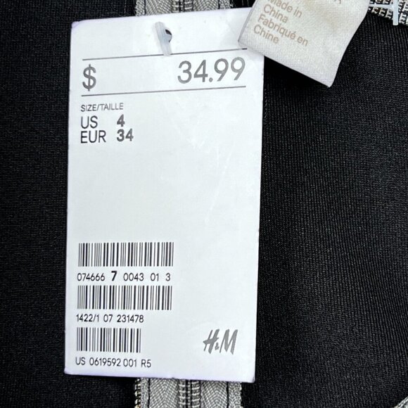 H & M Gray Plaid Asymmetrical Ruffles Corpcore Mini Skirt Size 4 - NWT - Picture 4 of 6